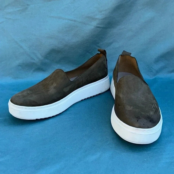 Eileen Fisher Prosper slip-on loafer tan suede leather rubber outsole GUC sz 10 - Picture 1 of 14